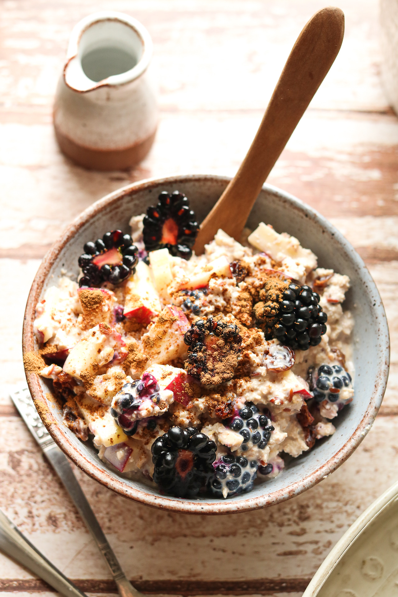 Bircher Müsli mit körnigem Frischkäse