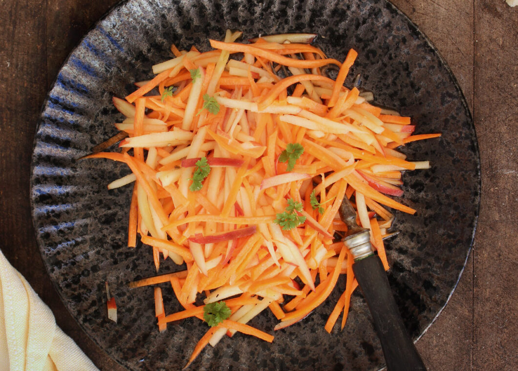 Möhren-Apfel-Salat
