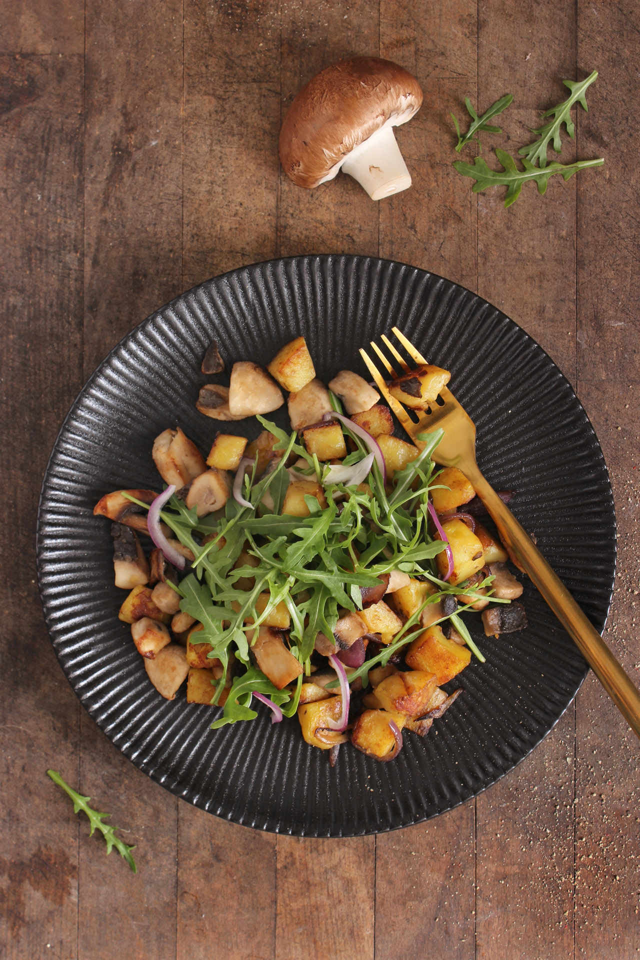 Kartoffel-Champignon-Pfanne mit Rucola