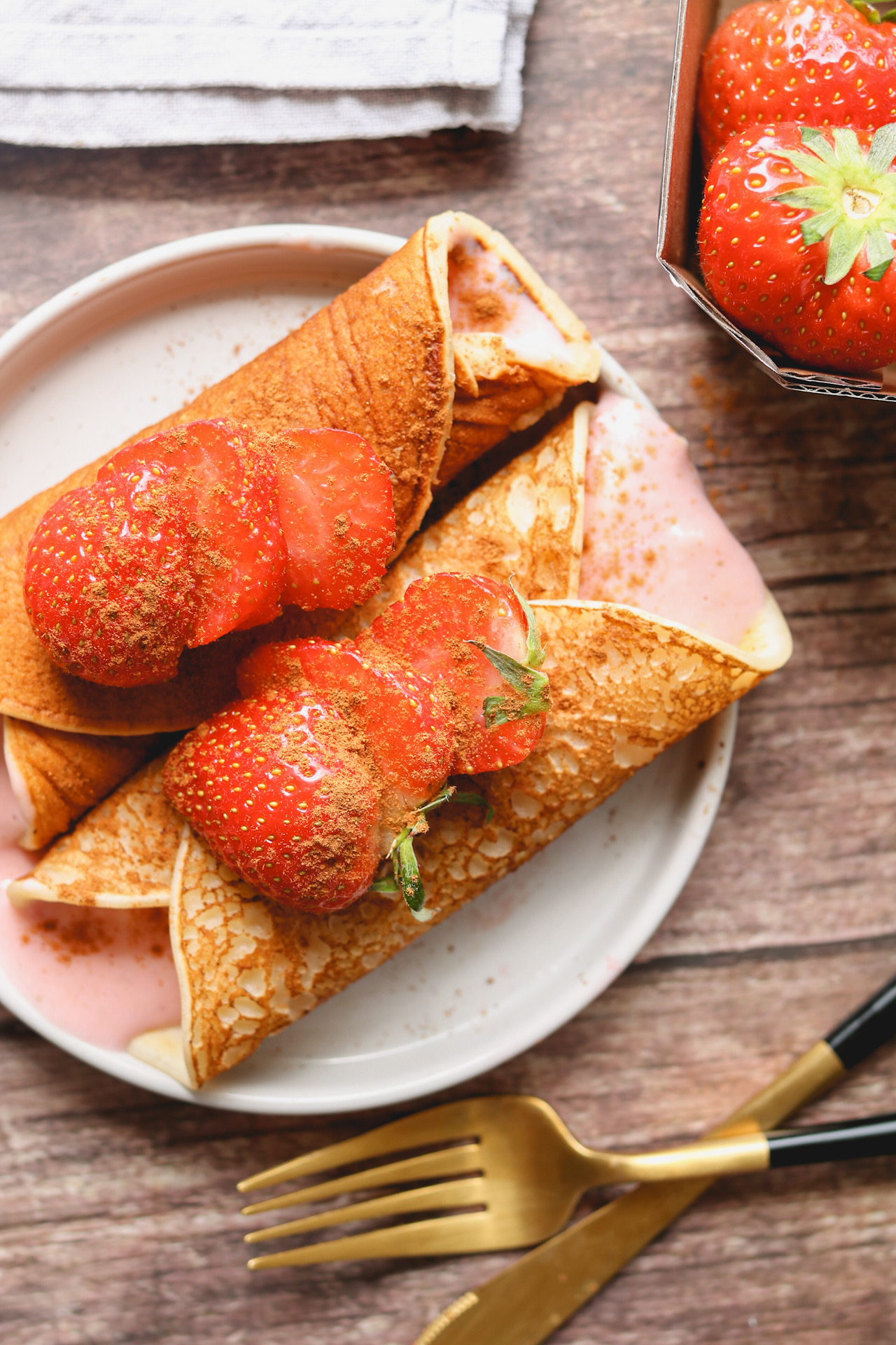 Gefüllte Crêperöllchen