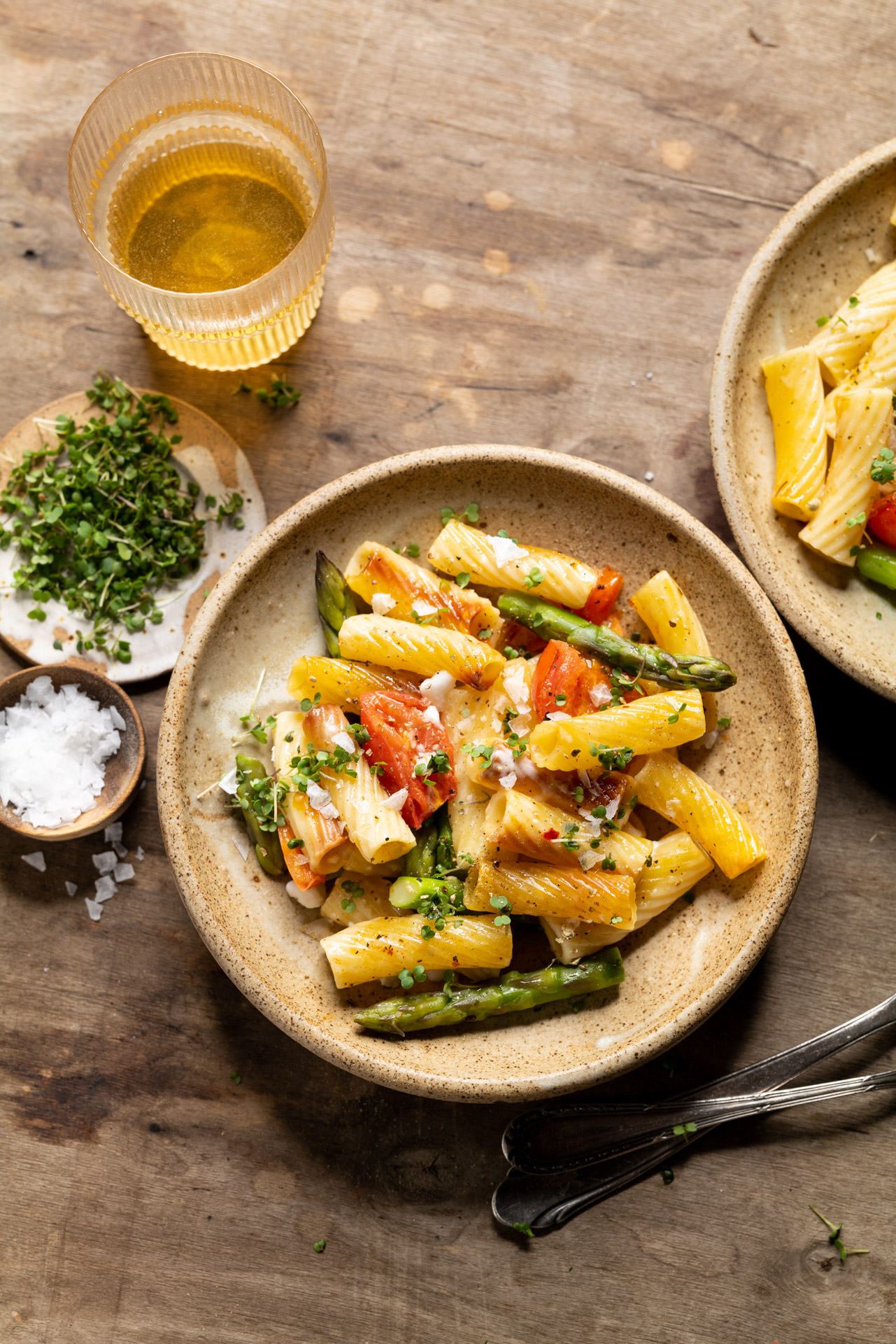 One-Pot-Ofen-Pasta mit Spargel